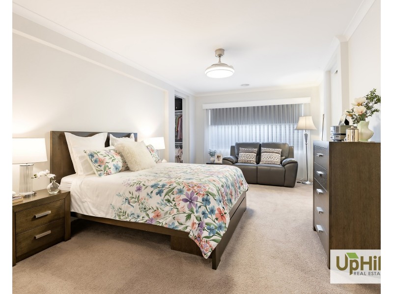 45 Cottongrass Avenue, Clyde North VIC 3978