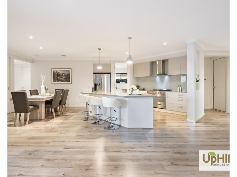 45 Cottongrass Avenue, Clyde North VIC 3978