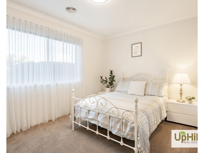 45 Cottongrass Avenue, Clyde North VIC 3978