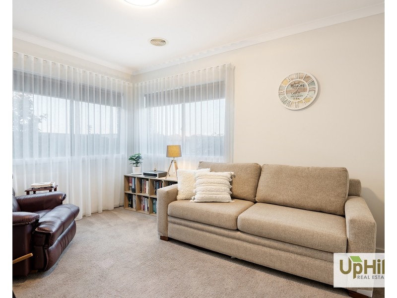 45 Cottongrass Avenue, Clyde North VIC 3978