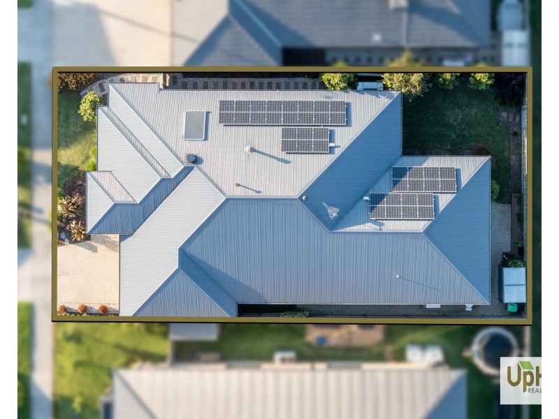 45 Cottongrass Avenue, Clyde North VIC 3978