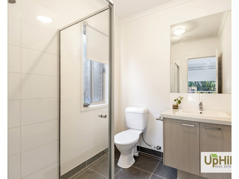 11 Highbury Road, Clyde North VIC 3978