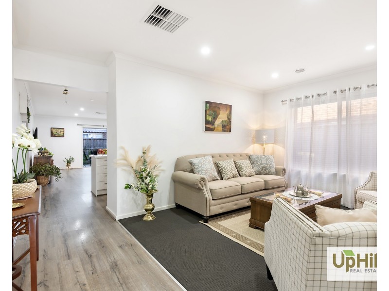 11 Highbury Road, Clyde North VIC 3978