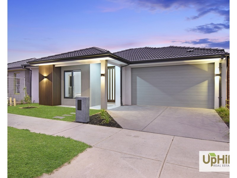 11 Northumberland Road, Clyde VIC 3978
