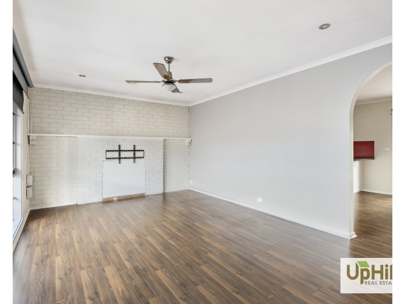 19 Sarno Court, Cranbourne VIC 3977