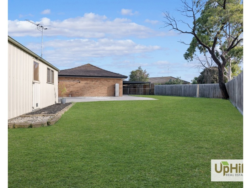 19 Sarno Court, Cranbourne VIC 3977