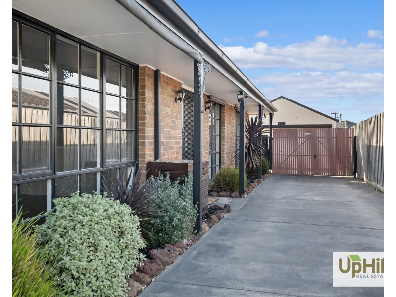 19 Sarno Court, Cranbourne VIC 3977