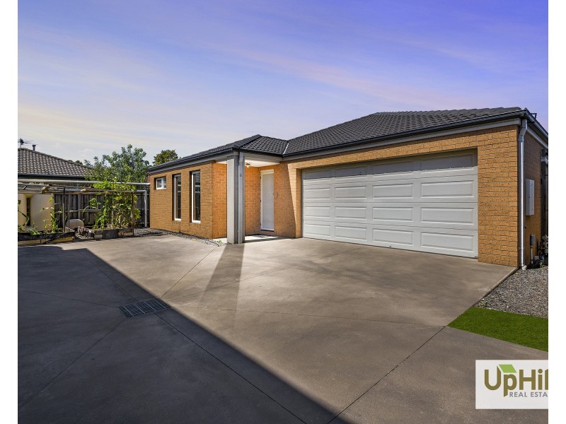 2 Casuggan Court, Hallam VIC 3803