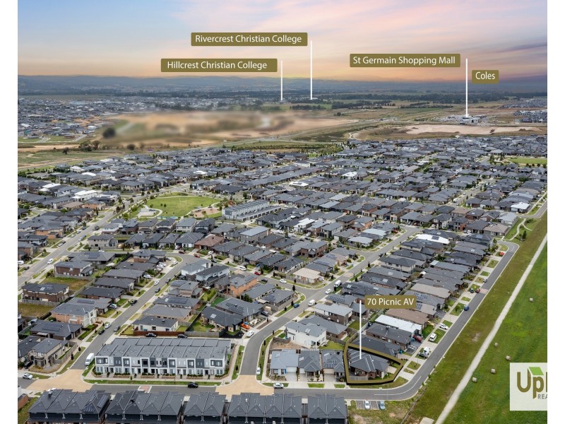 70 Picnic Avenue, Clyde North VIC 3978