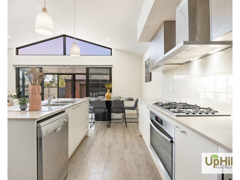 33 Timble Way, Clyde North VIC 3978