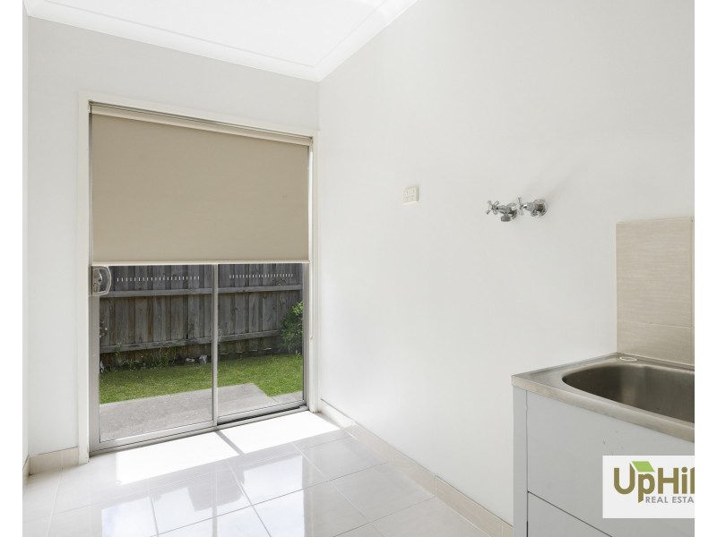 42 Fieldstone Crescent, Cranbourne North VIC 3977
