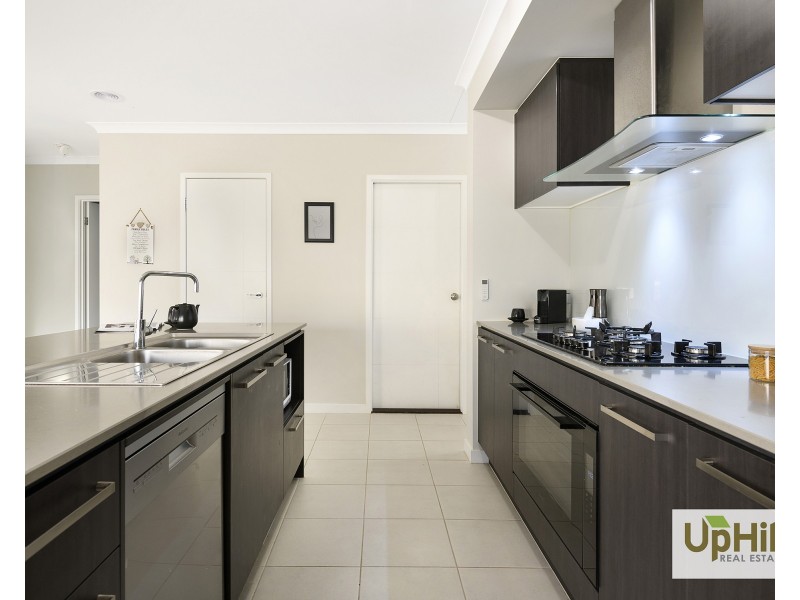 20 Diversity Road, Clyde North VIC 3978