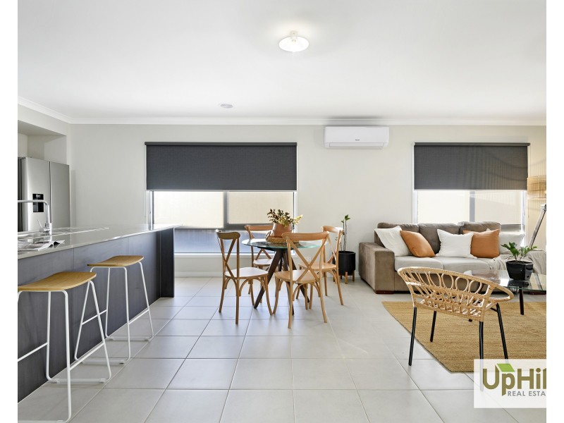 20 Diversity Road, Clyde North VIC 3978