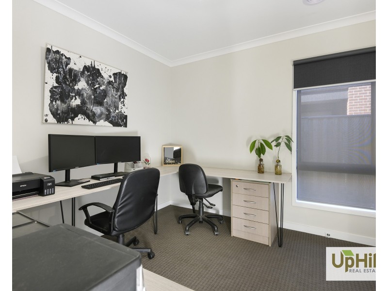 20 Diversity Road, Clyde North VIC 3978