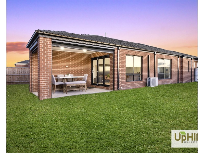 20 Diversity Road, Clyde North VIC 3978