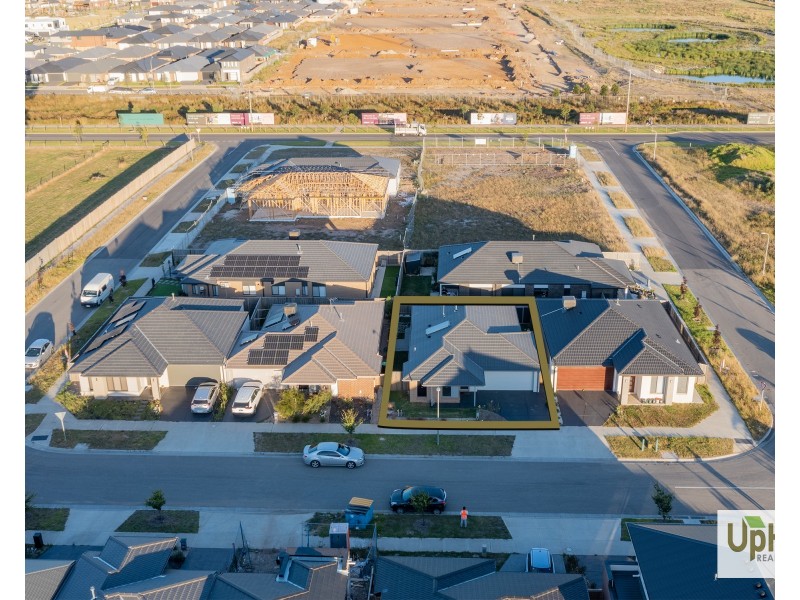 34 Damice Street, Clyde North VIC 3978