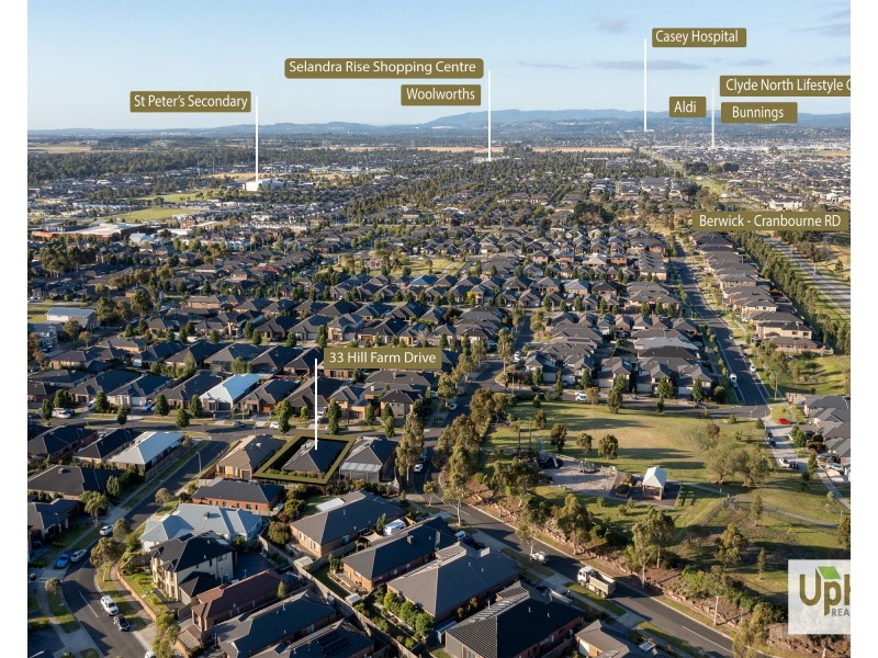 33 Hill Farm Drive, Clyde North VIC 3978