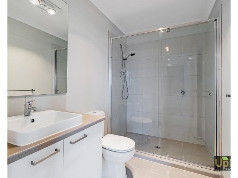 4 Supplejack Walk, Cranbourne North VIC 3977