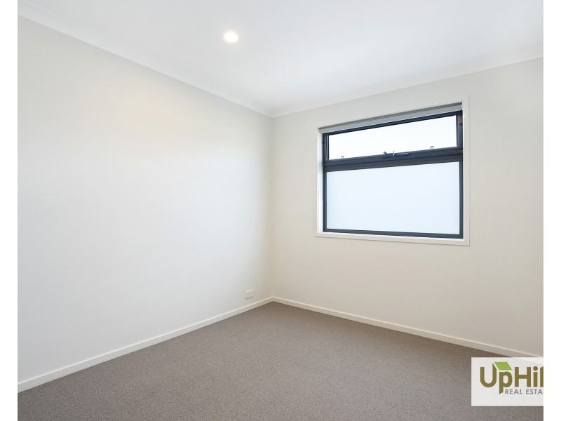 4 Supplejack Walk, Cranbourne North VIC 3977