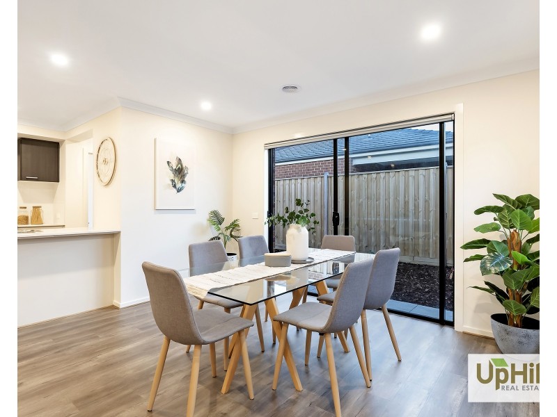 7 Rubato Street, Clyde VIC 3978