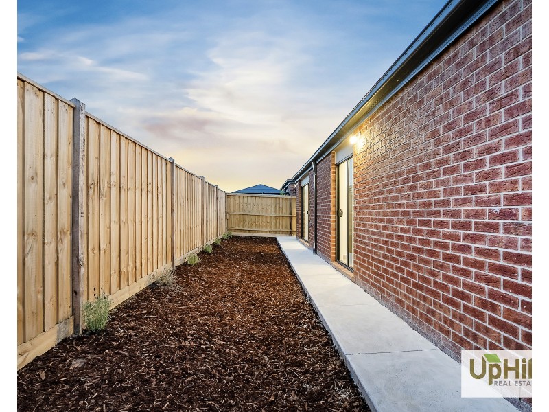 7 Rubato Street, Clyde VIC 3978