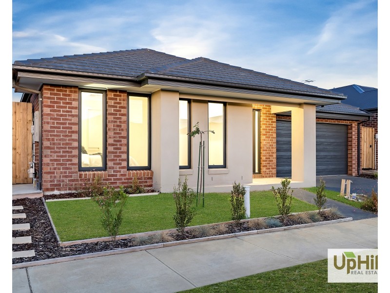 7 Rubato Street, Clyde VIC 3978