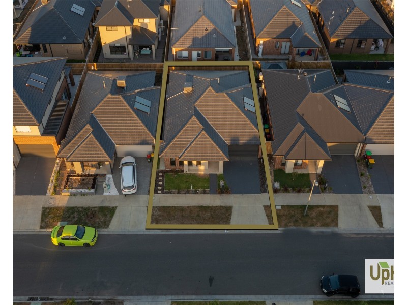 7 Rubato Street, Clyde VIC 3978