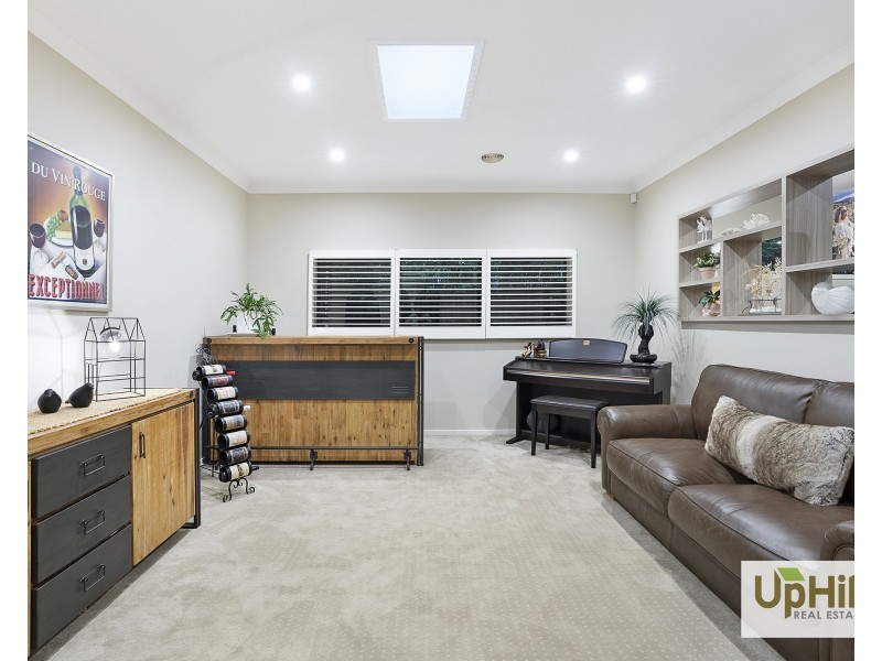 20 Flowerbloom Crescent, Clyde North VIC 3978