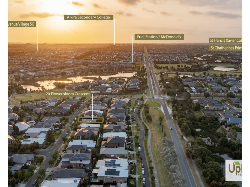 20 Flowerbloom Crescent, Clyde North VIC 3978