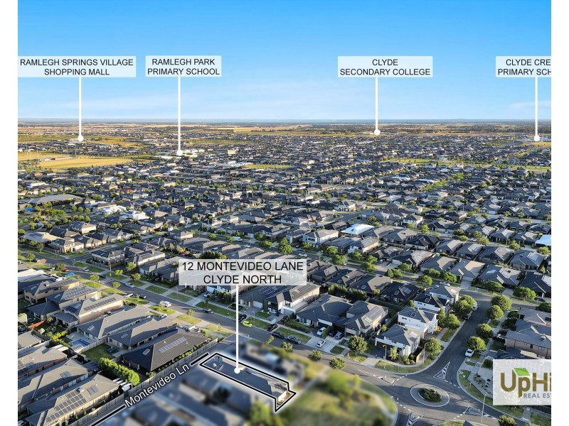 12 Montevideo Lane, Clyde North VIC 3978