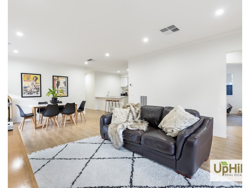 75 Athenaeum Avenue, Clyde North VIC 3978