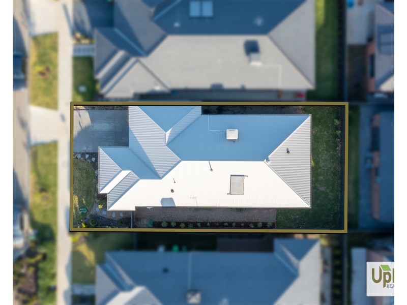 75 Athenaeum Avenue, Clyde North VIC 3978