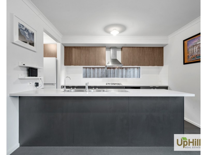 22 Portrait Place, Clyde North VIC 3978