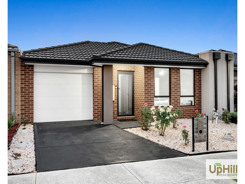 22 Portrait Place, Clyde North VIC 3978