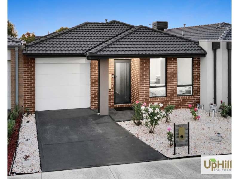 22 Portrait Place, Clyde North VIC 3978