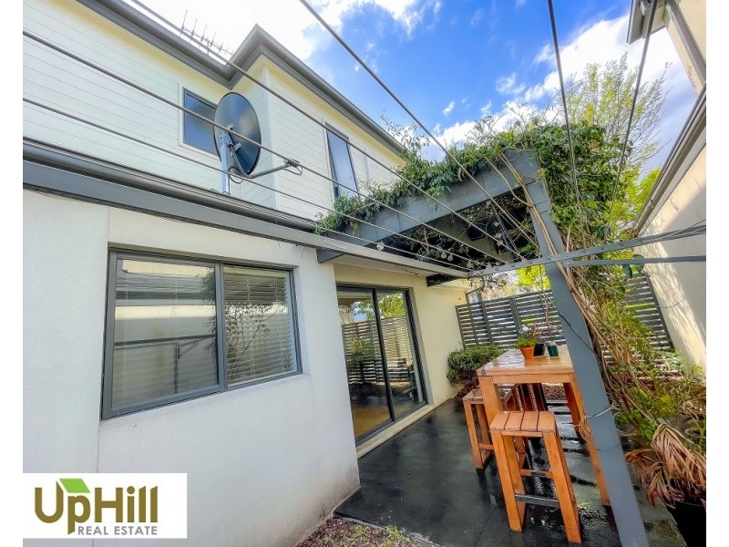 19/17 Golden Elm Way, Lyndhurst VIC 3975