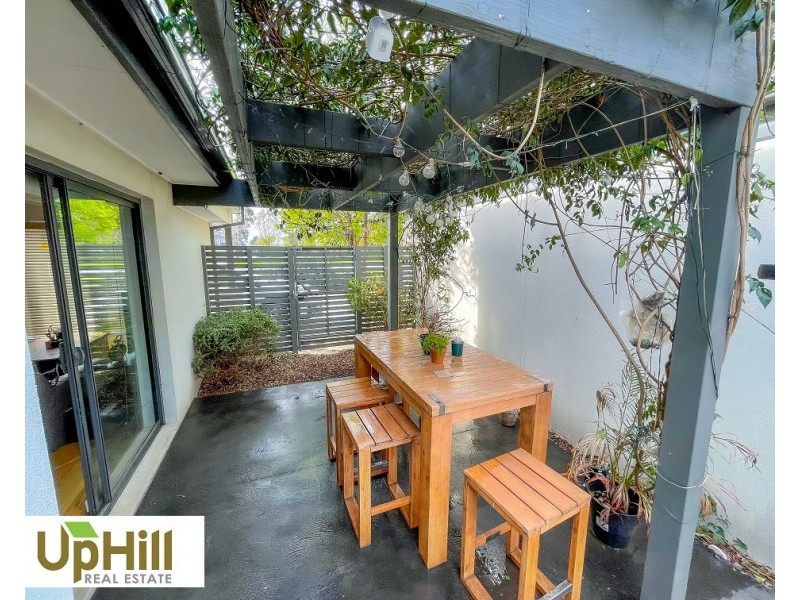 19/17 Golden Elm Way, Lyndhurst VIC 3975