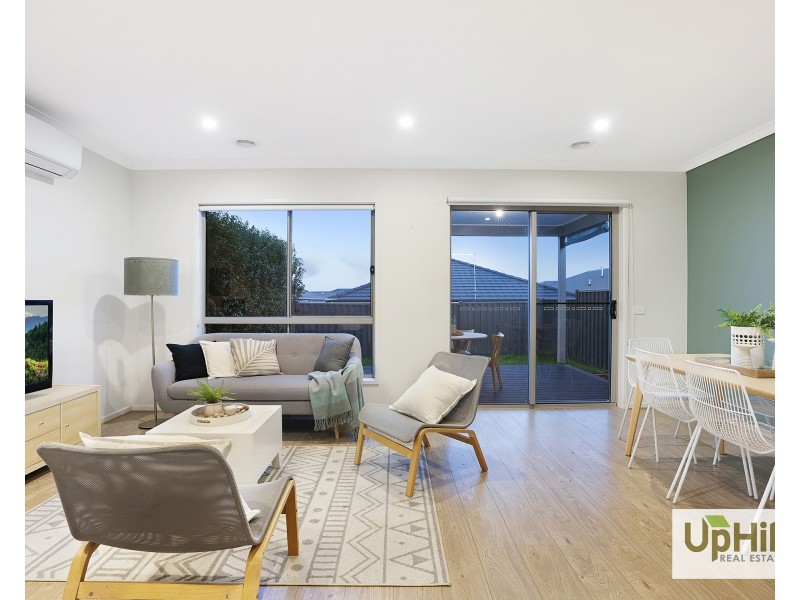 48 Adriatic Circuit, Clyde VIC 3978