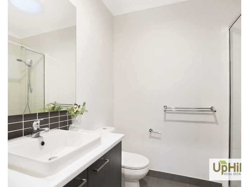 48 Adriatic Circuit, Clyde VIC 3978