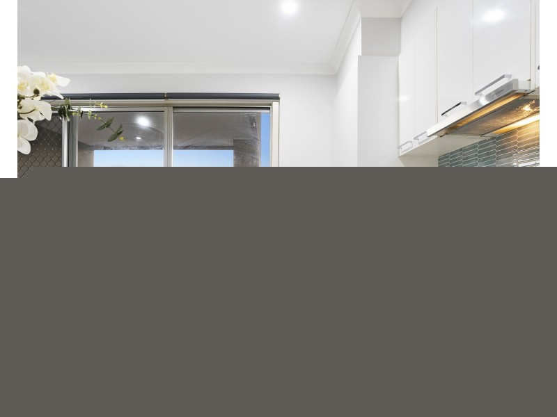 10 Aviara Walk, Cranbourne VIC 3977