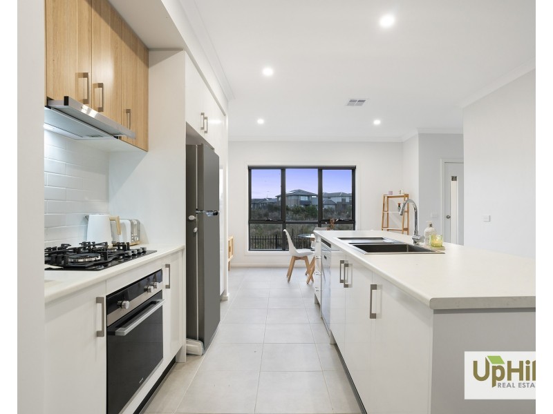 15 Delosperma Mews, Clyde VIC 3978