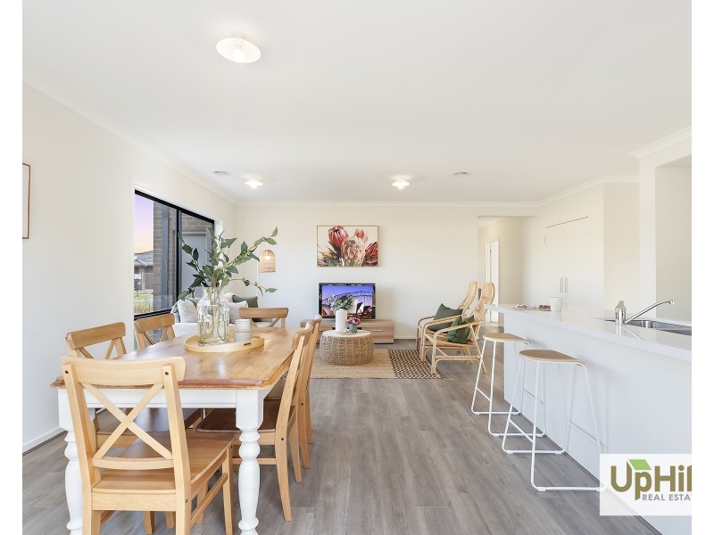 13 Piero Street, Clyde VIC 3978