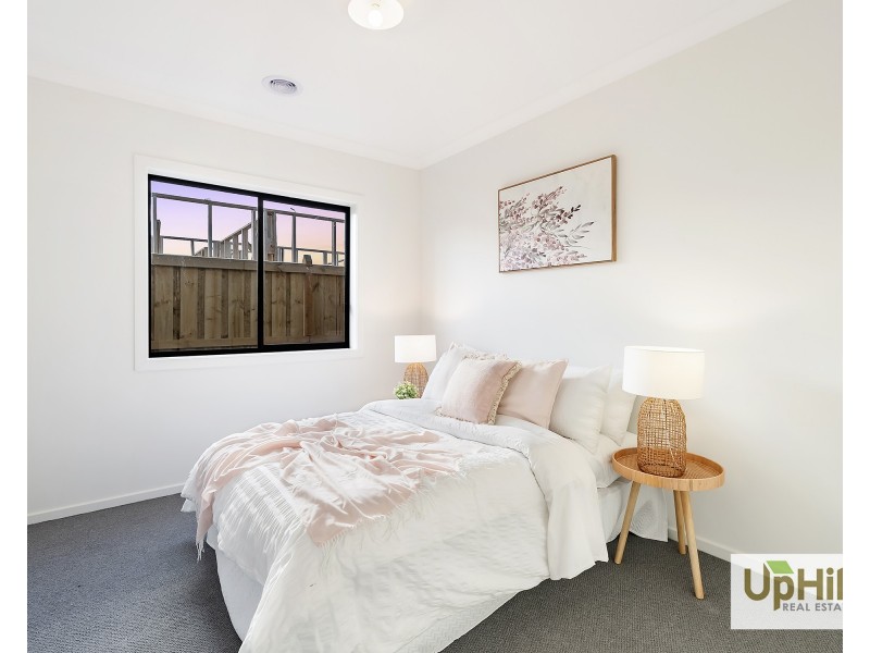 13 Piero Street, Clyde VIC 3978