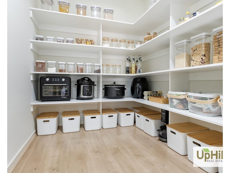 2 Choir Street, Clyde North VIC 3978