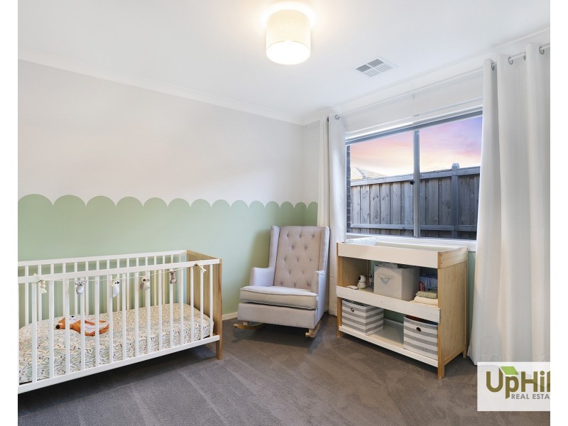 3 Snipe Street, Clyde North VIC 3978