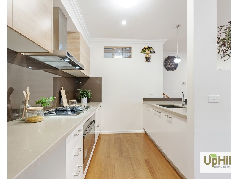 1 Elland Road, Clyde North VIC 3978