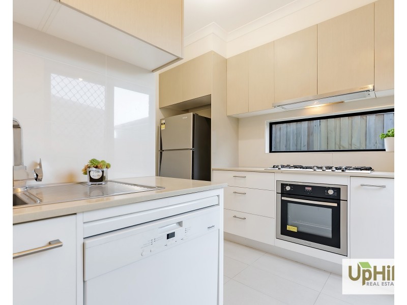 1 Elland Road, Clyde North VIC 3978