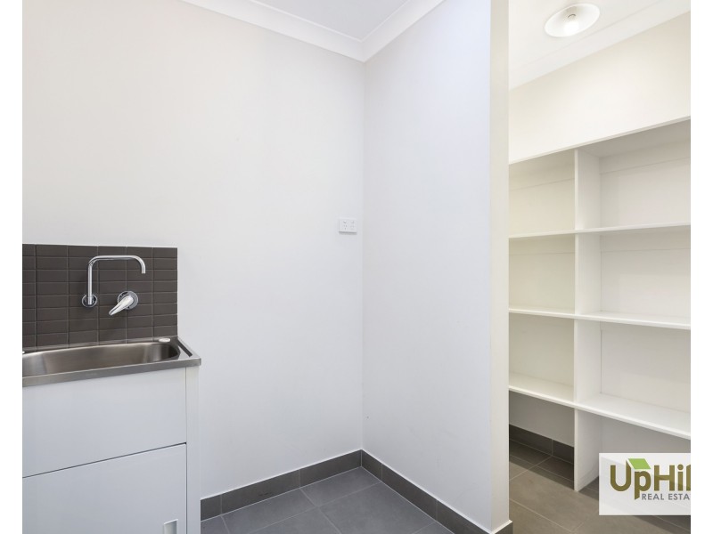 15 Savage Way, Clyde North VIC 3978