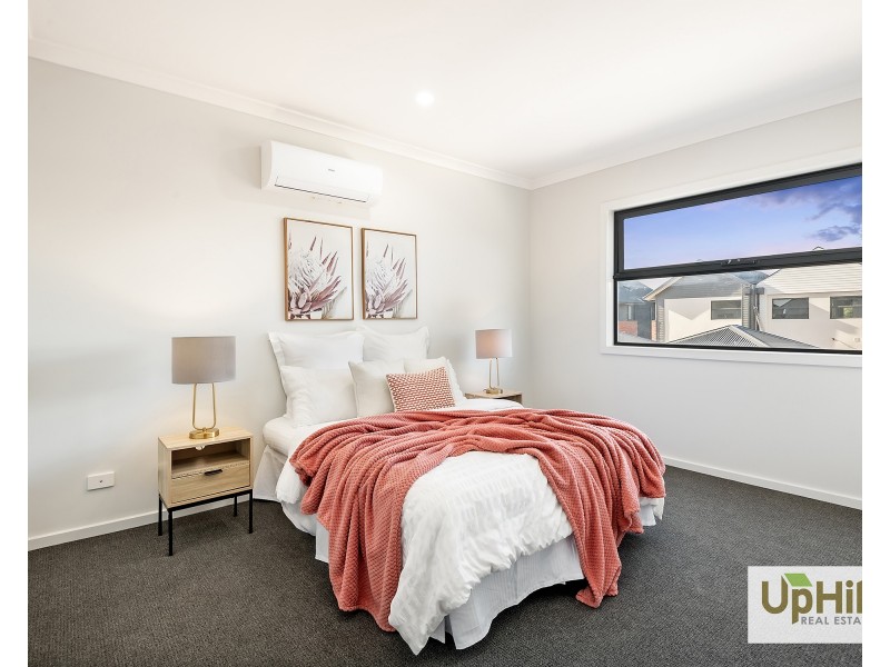 50 Alexander Boulevard, Clyde North VIC 3978