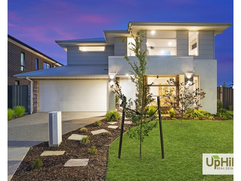 5 Byzantium Mews, Clyde North VIC 3978